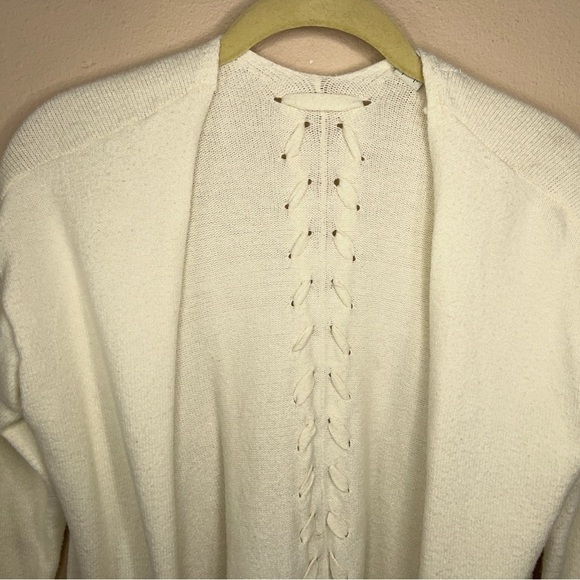 SMALL IVORY WHITE CREAM POOF APPAREL SWEATER NEUTRAL COLOR LONG SLEEVE - Picture 4 of 15
